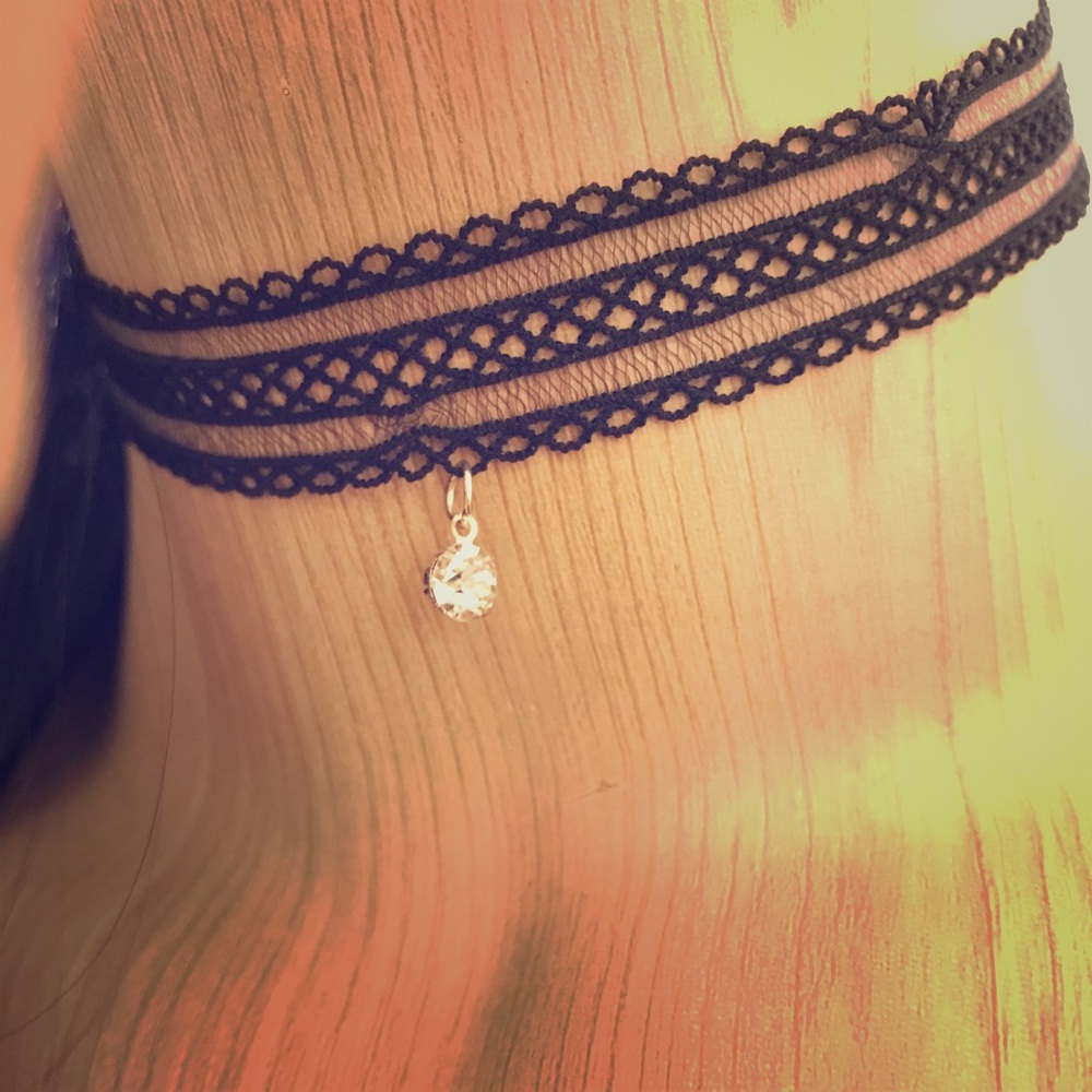 Black lace Choker with Gold Diamond